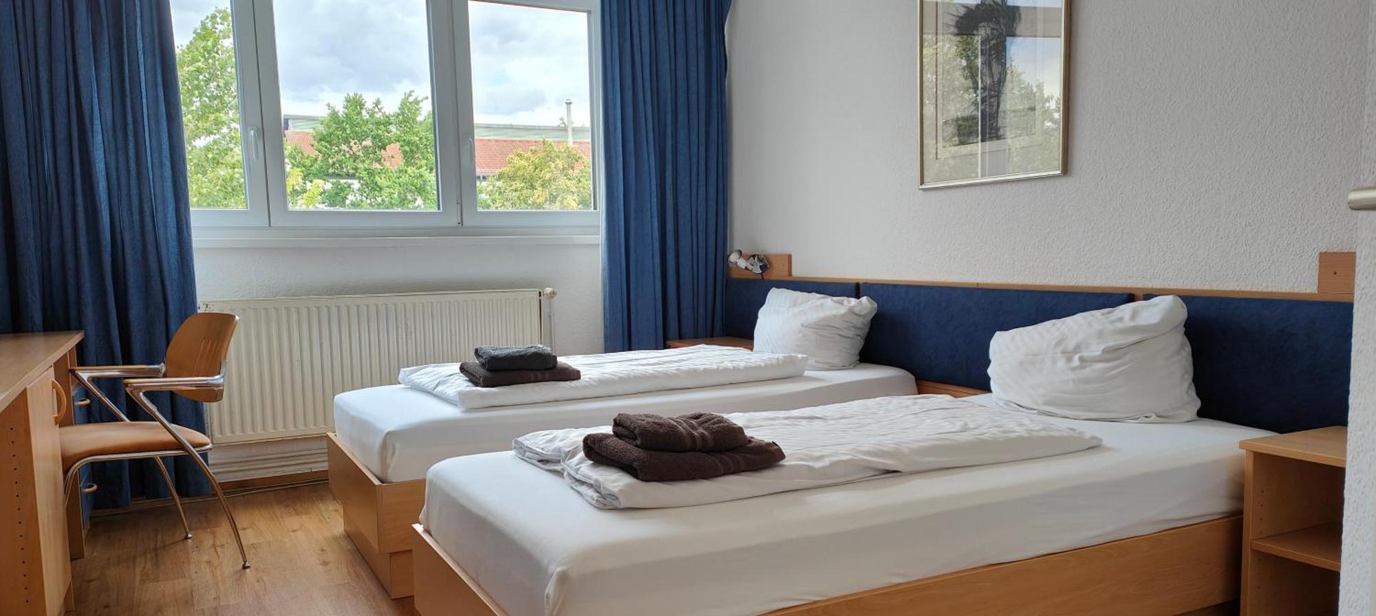 Hw Hotel - Haus Am Niederfeld Berlin Bagian luar foto